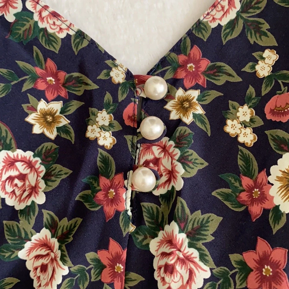 {NWT/VTG} Lingerie Cacique | Dark Floral Satin Pajama Sleep Romper Blue (S) - Picture 7 of 16